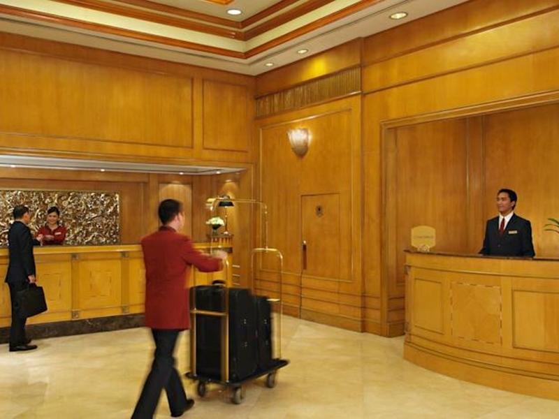 Richmonde Ortigas, Manila